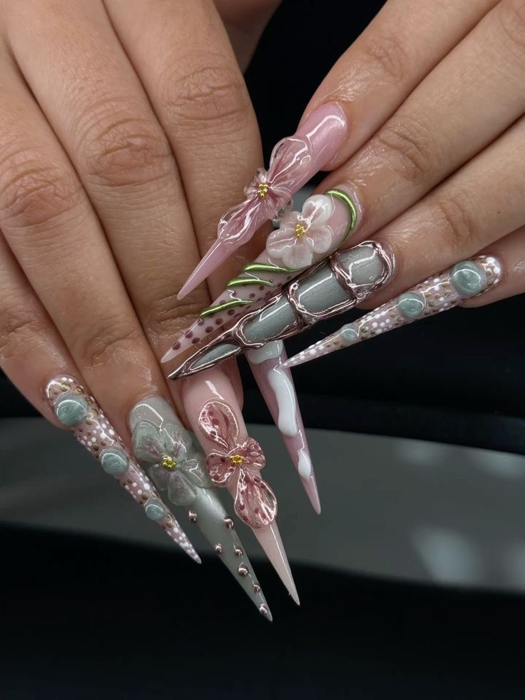 3D Organic Nails
